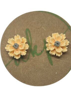 Flower Peach Resin Earrings